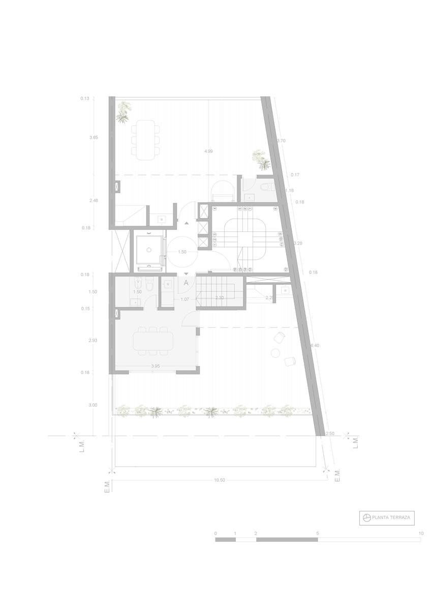 Plano 7 de 8 — Edificio en Ricchieri y Catamarca