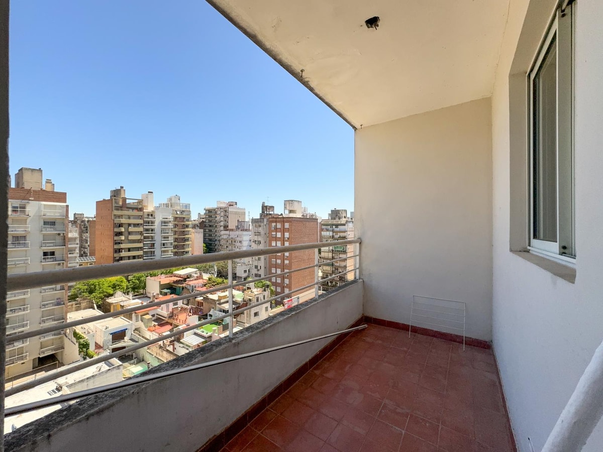 Departamento 1 dormitorio, balcon, cocina separada, centro — foto 1 de 15