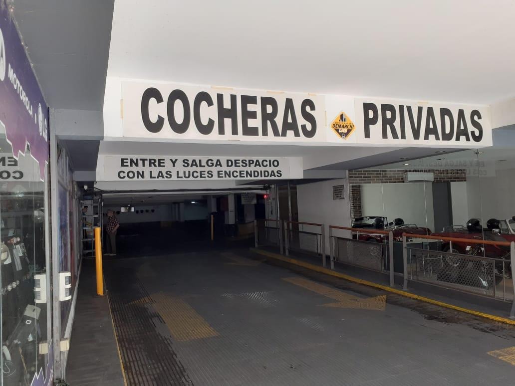 Cochera en venta, zona centro, edificio de cocheras